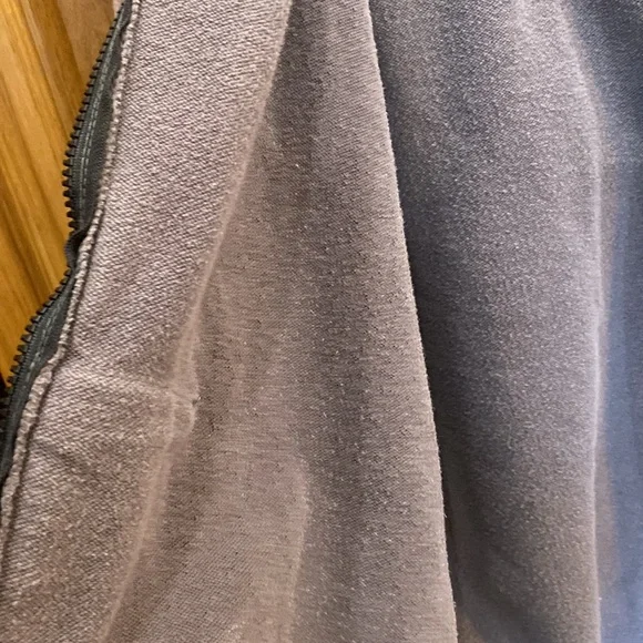 Carhartt zip up hoodie - Picture 9 of 9